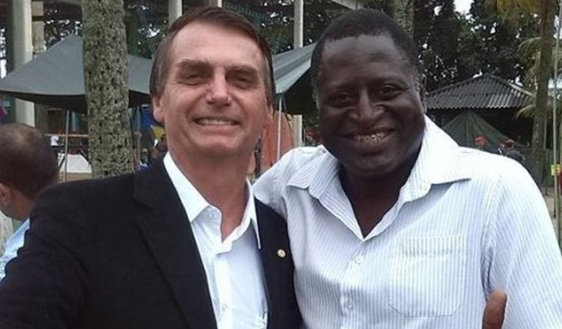 Motivo da guerra de Bolsonaro com a PF é investigação contra Hélio Negão