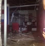 Criminosos armados explodem agência bancária em São Miguel dos Milagres