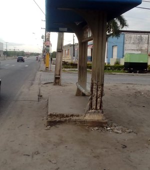MP apura falta de acessibilidade em pontos de ônibus de Maceió