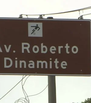 Prefeitura do Rio inaugura Av. Roberto Dinamite, em frente ao estádio São Januário