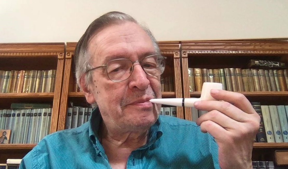 Olavo de Carvalho frequentava casa da esquerda estudantil em SP