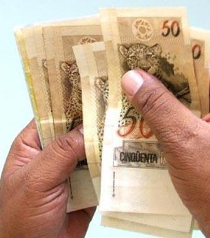 Prefeitura de Arapiraca antecipa pagamento da 2ª faixa salarial e anuncia 13º