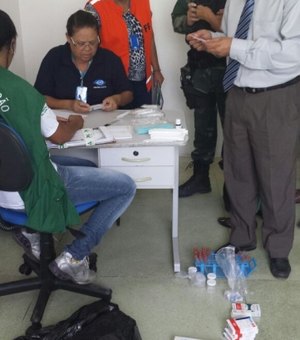 FPI flagra medicamentos vencidos em centro de saúde de Feira Grande