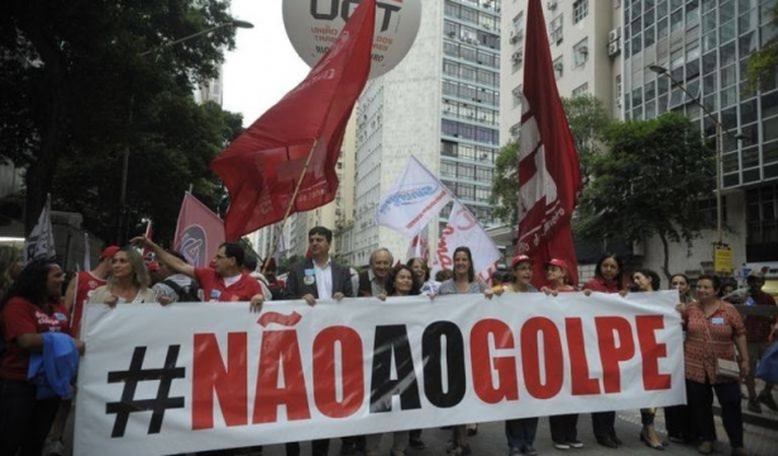Movimentos sociais fazem atos contra impeachment em 25 capitais na quinta