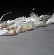 Mulher é presa com drogas em grota da Chã da Jaqueira, em Maceió