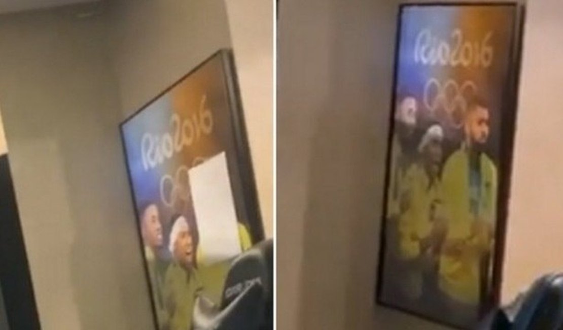 Neymar cobre Gabigol de quadro em sua casa e bomba nas redes sociais