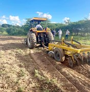 Programa encerra sétima edição em Palmeira com mais de 4 mil tarefas de terras aradas