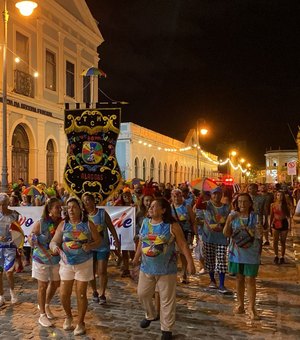 Jaraguá Folia arrasta multidão às ruas do bairro histórico de Maceió nesta sexta (02)