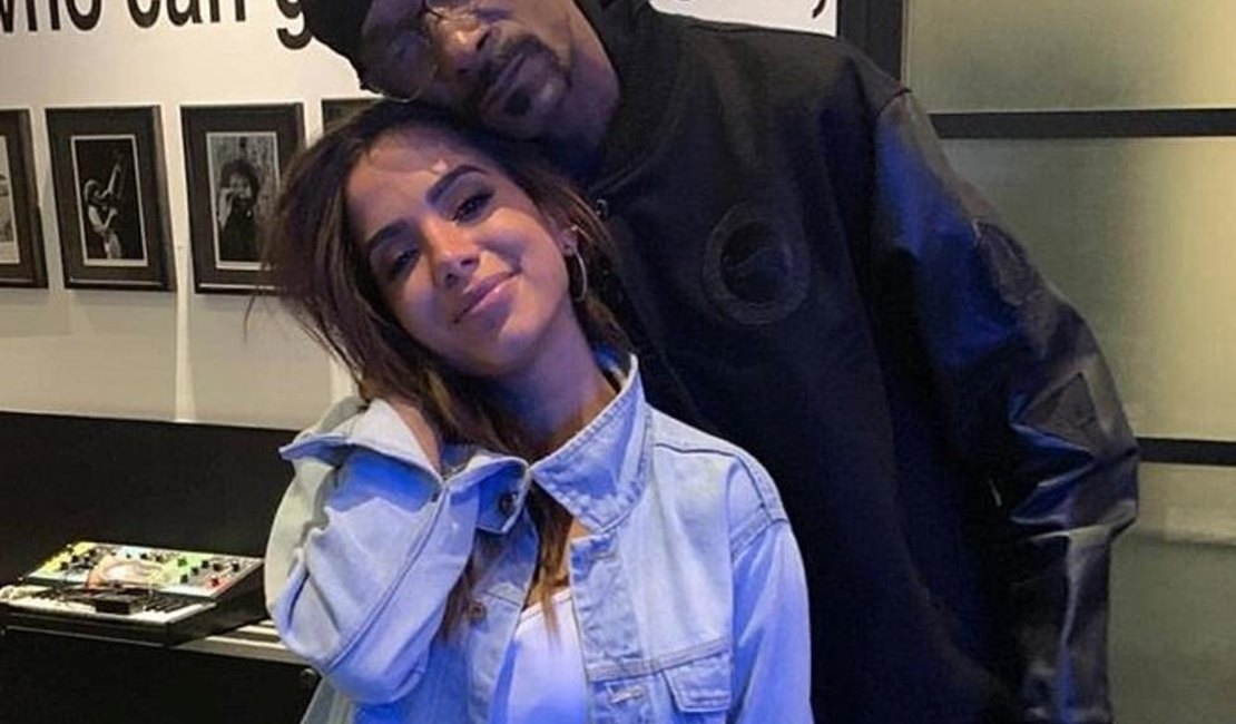 Anitta chama Snoop Dogg de 'tio' em mensagem de aniversário