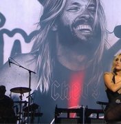 Miley Cyrus dedicou música para Taylor Hawkins durante show em SP