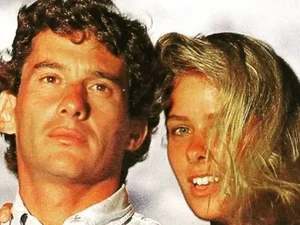 Adriane Galisteu homenageia Ayrton Senna no dia de sua morte: 'Pra sempre'