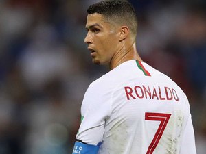 Técnico do Manchester United sugere a saída de Cristiano Ronaldo do clube