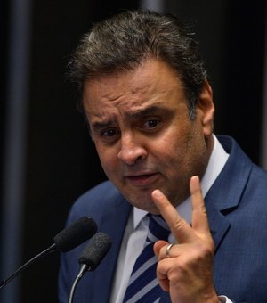 Senado derruba afastamento parlamentar de Aécio Neves imposto pelo STF
