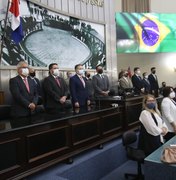 Após atrito em primeiro mandato, Marcelo Victor elogia Renan Filho em discurso na ALE
