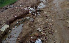 Prefeitura de Arapiraca não concluiu o serviço de pavimentação