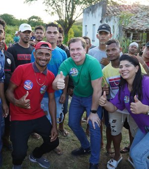 Em São José da Tapera, Marx recebe o carinho da população pelos serviços prestados ao município