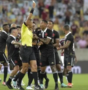 Com dois expulsos, Fluminense e Vasco empatam em clássico no Campeonato Carioca