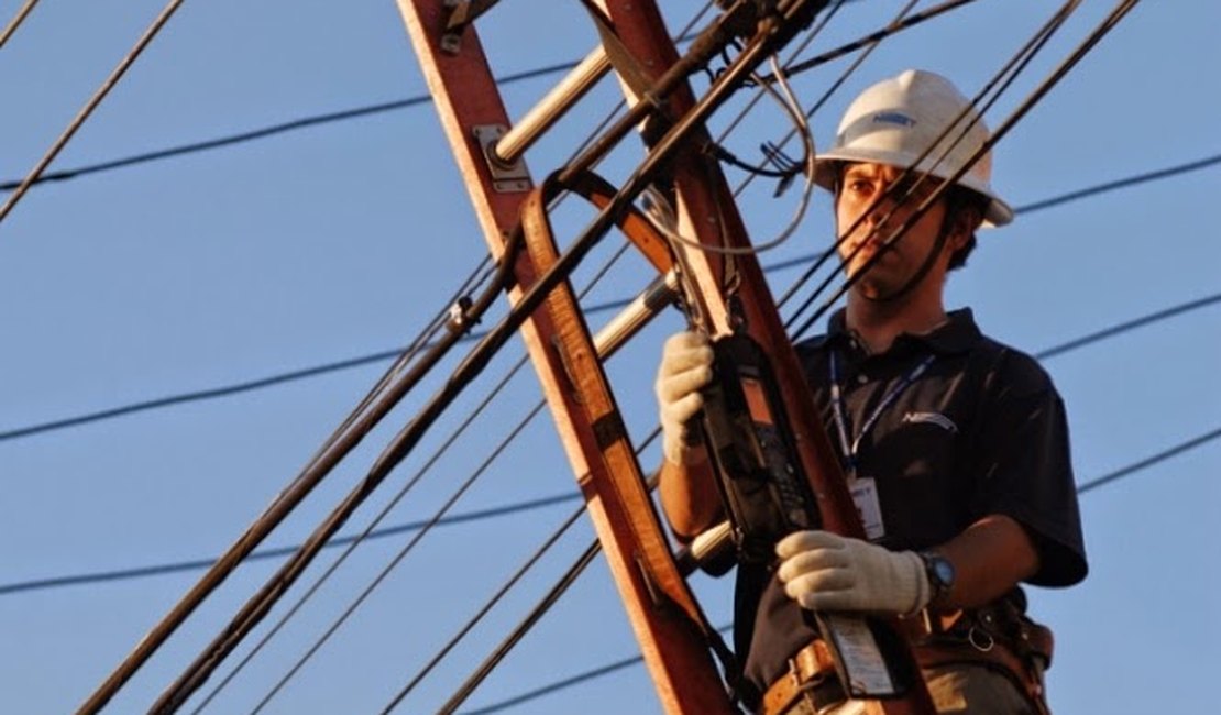 Eletrobras informa calendário de serviços de manutenção da rede elétrica