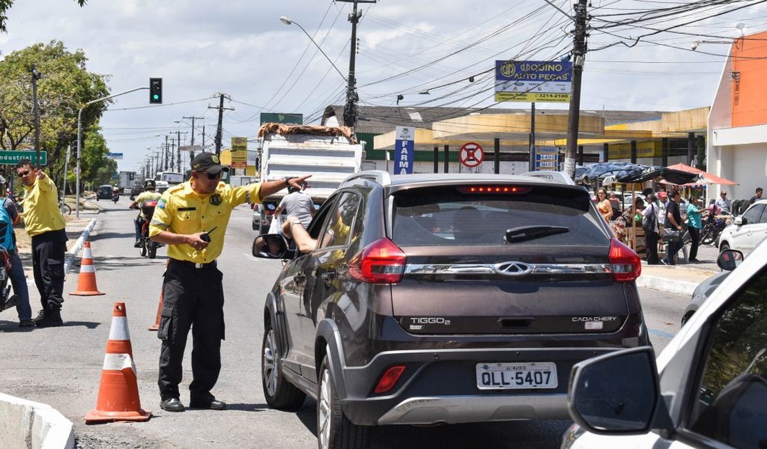 Vias serão interditadas para execução de obras em Maceió