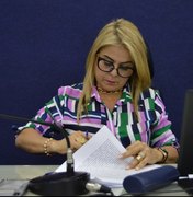  Vereadora pede suspensão da taxa de ocupação do solo para ambulantes de Maceió