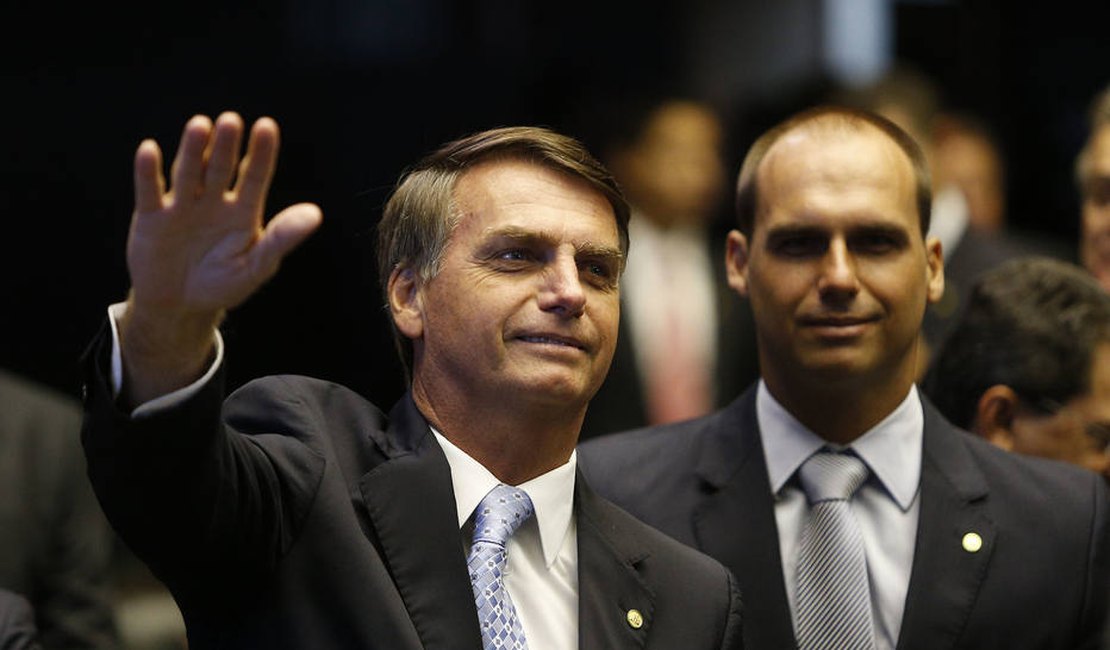Bolsonaro, na Câmara, votou Sim contra os trabalhadores em Projeto da Terceirização