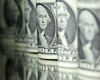 Dólar chega a R$ 5,77, mas fecha estável após comentário de Arthur Lira