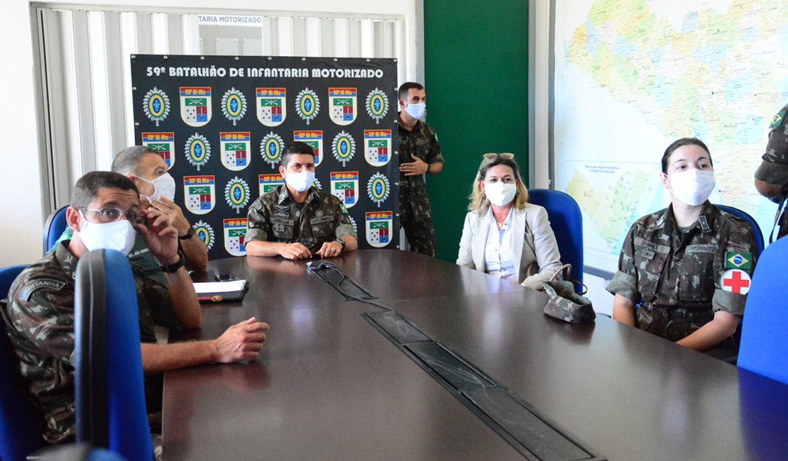 Procuradora do MPT/AL recebe homenagem do Exército Brasileiro por destinações para o combate à Covid-19