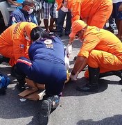 Mototaxista colide contra caminhão baú em Arapiraca