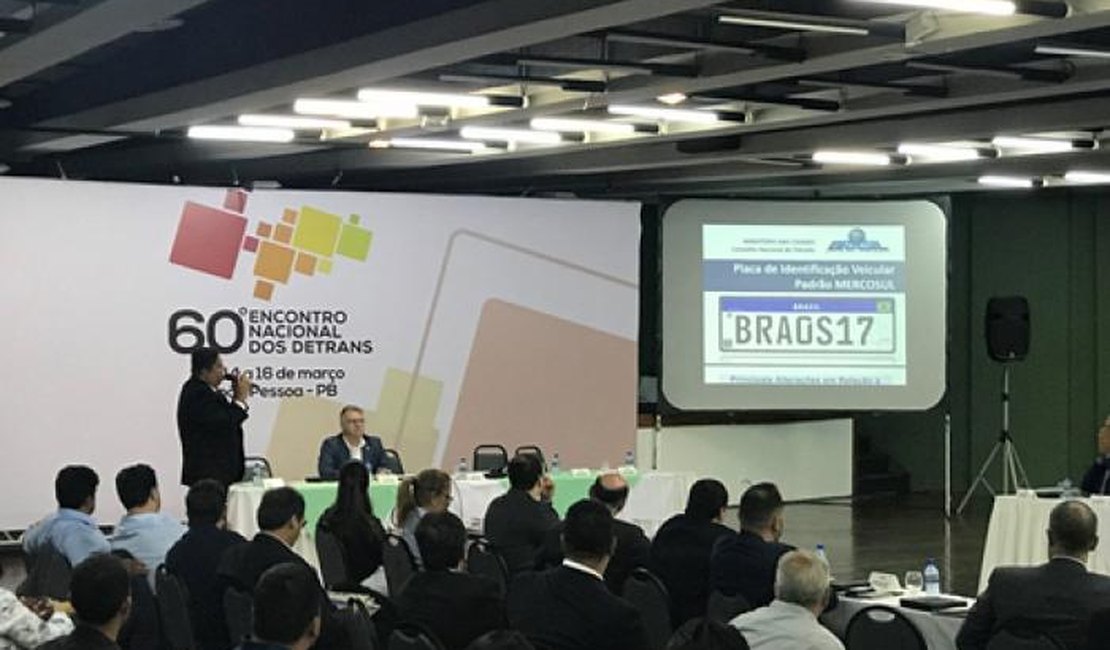 Novas Placas Mercosul é debatida em Encontro Nacional dos Detrans de todo o Brasil