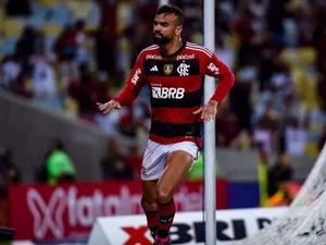 Após convocação, Fabrício Bruno agradece Flamengo e Nação
