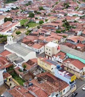 Polícia prende dois jovens suspeitos de matarem homem após espancarem a vítima em Santana do Ipanema