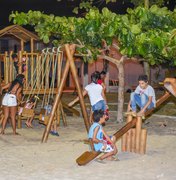 Rui Palmeira entrega praça do Mirante do Jacintinho revitalizada