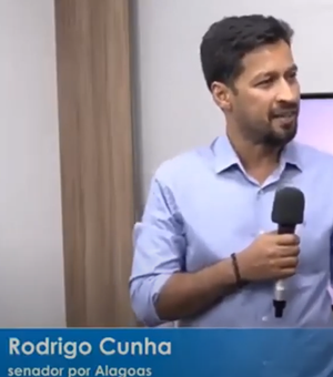 Rodrigo Cunha acredita que Governo demorou a se dedicar a vacinação em massa