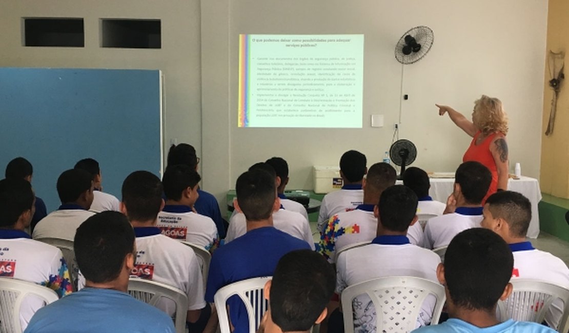 Seminário Sobre Direitos LGBTs destaca a educação inclusiva no combate ao preconceito