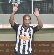 Segundo jornal, Ronaldinho quer mansão e quadra de futevôlei no México