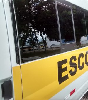 Renovação de licenciamento de vans escolares vai até quinta