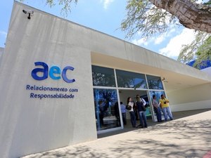 AeC tem mais de 300 vagas abertas em Arapiraca