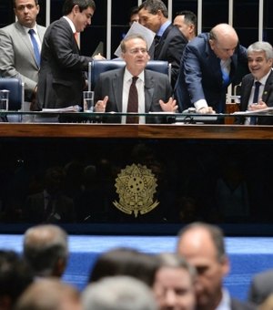 Renan preside sessão que deve manter cronograma do impeachment