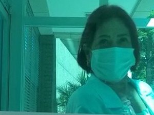 Falsa enfermeira aparece em vídeo e afirma que valor de vacina é R$ 600