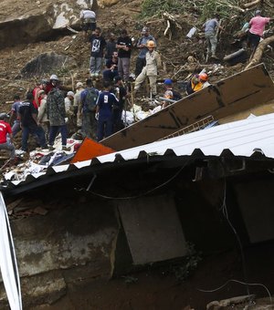 Petrópolis: mortes chegam a 110; novo deslizamento gera alerta
