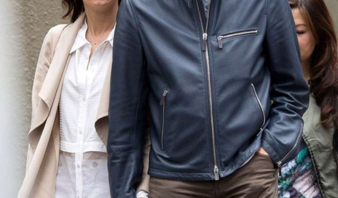 Ex-namorada do ator Jim Carrey comete suicídio, diz TMZ