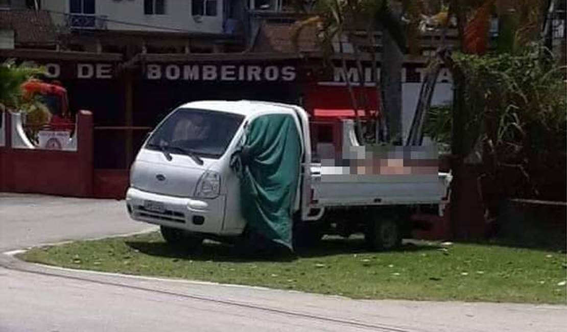 7 corpos são deixados em caminhão após tiroteios em Angra dos Reis