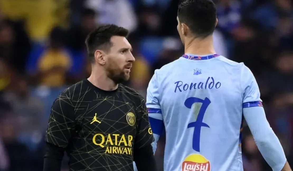 Cristiano Ronaldo publica foto ao lado de Messi e celebra reencontro