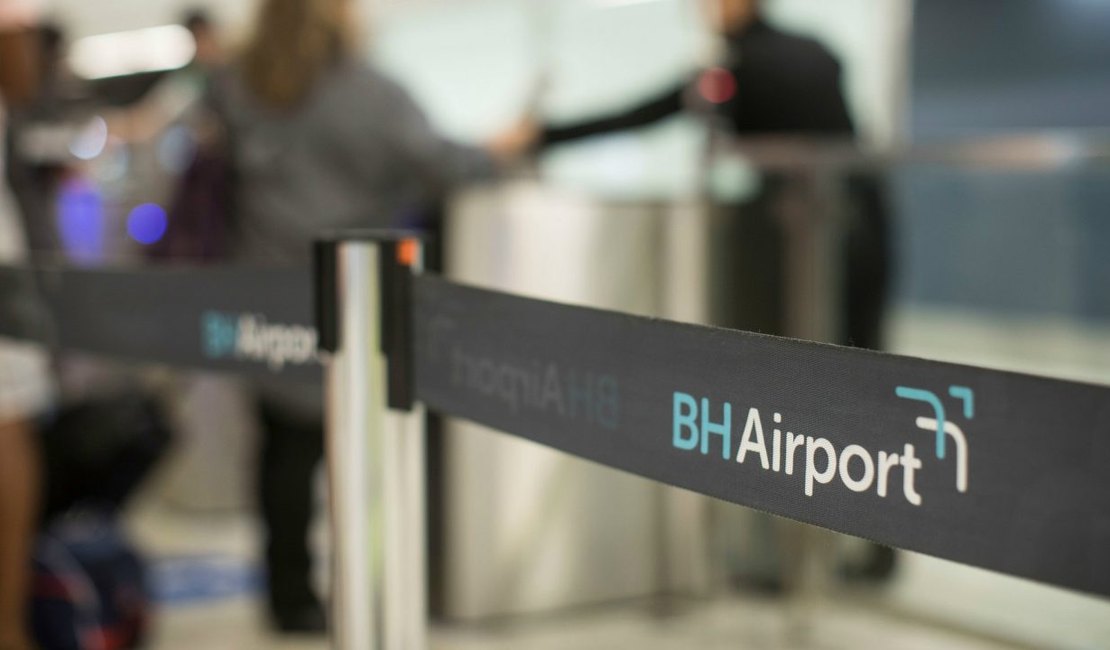 Homem é preso no Aeroporto de Confins após se masturbar durante voo