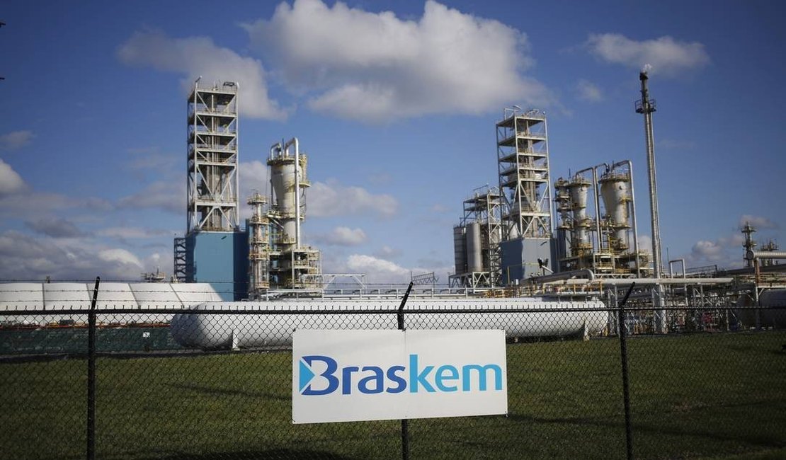 Petrobras aprova venda de até 100% das ações da Braskem