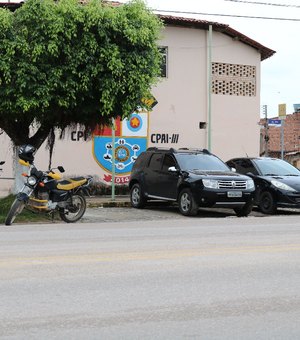 Veículo é abandonado por suspeitos em Maragogi