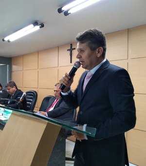 Vereador Márcio Marques parabeniza os novos conselheiros tutelares de Arapiraca