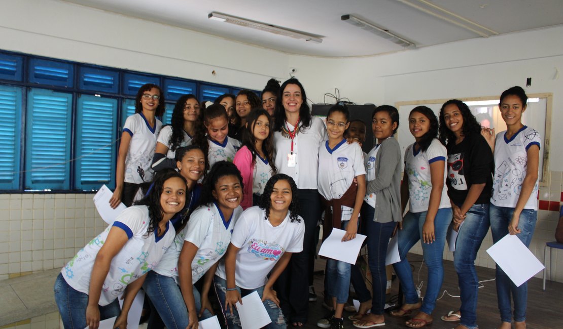 Projeto Liga das Meninas vai levar empoderamento feminino para escolas públicas