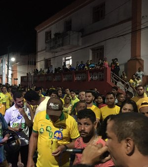 Apoiadores de Bolsonaro fazem grande ato político em Porto Calvo