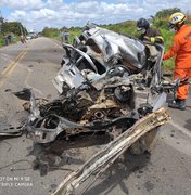 [Vídeo] Colisão frontal entre caminhão e carro de passeio deixa uma vítima fatal, em Igaci